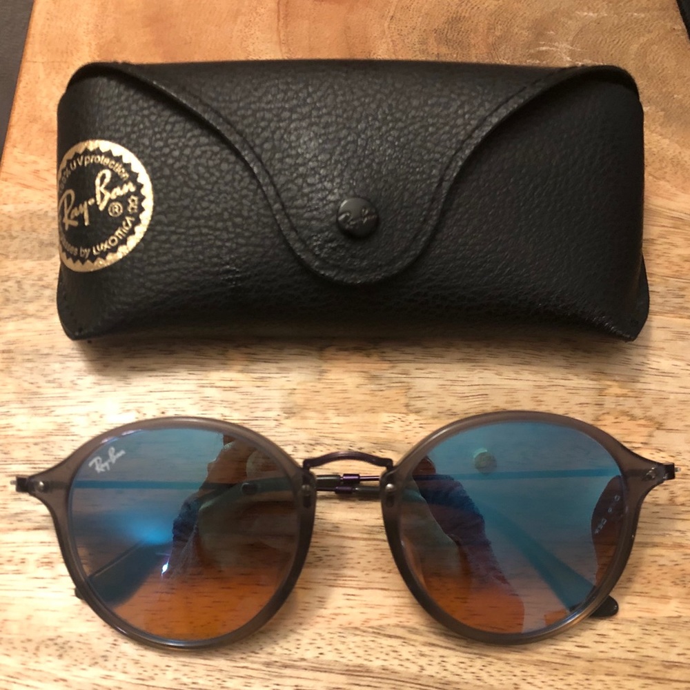 Ray-Ban Round Sunglasses